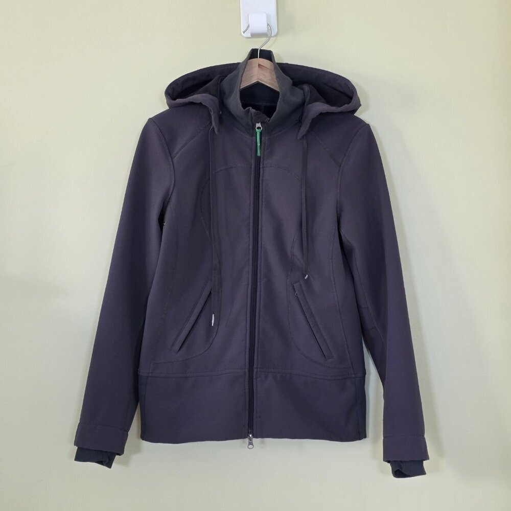 Lululemon Softshell Jacket Womens S/M Gray Zip LS Silverscent Hood Fleece Inside